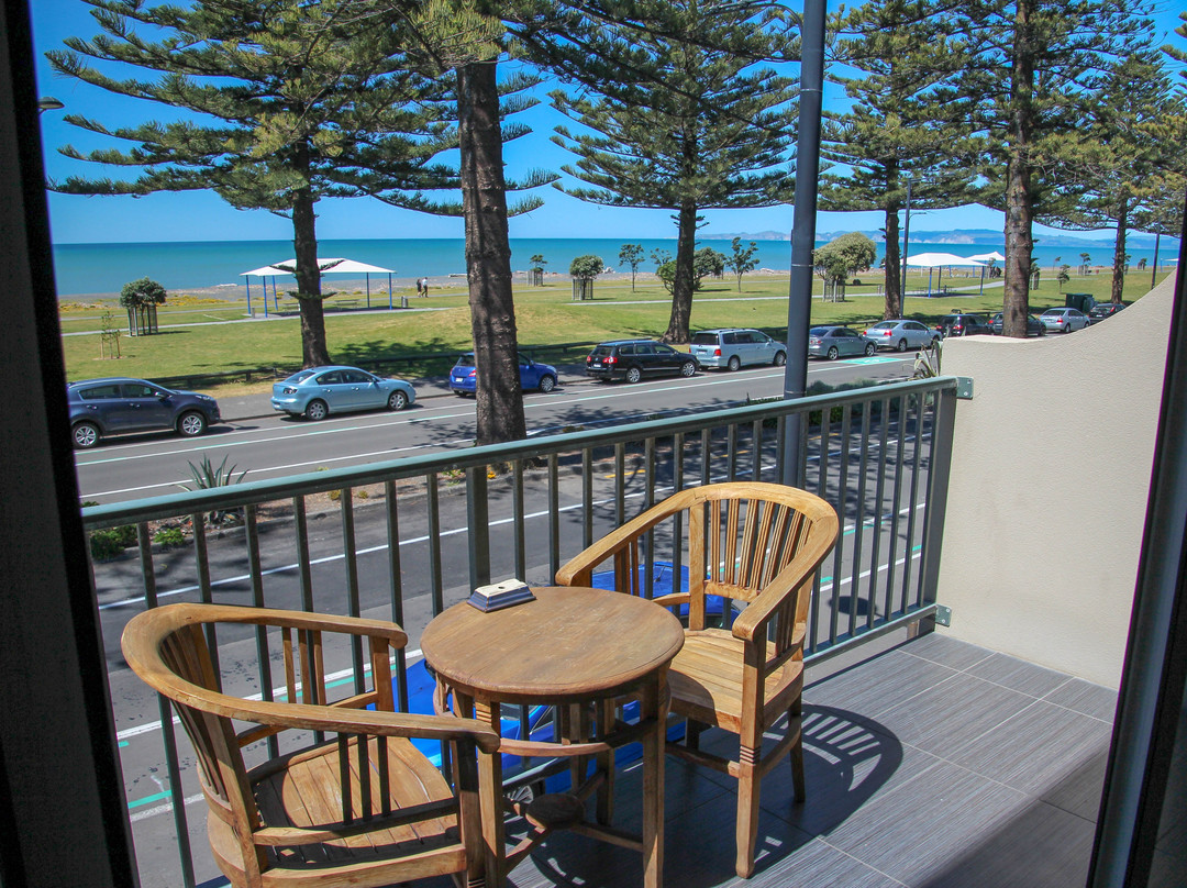 鹦鹉螺酒店主图