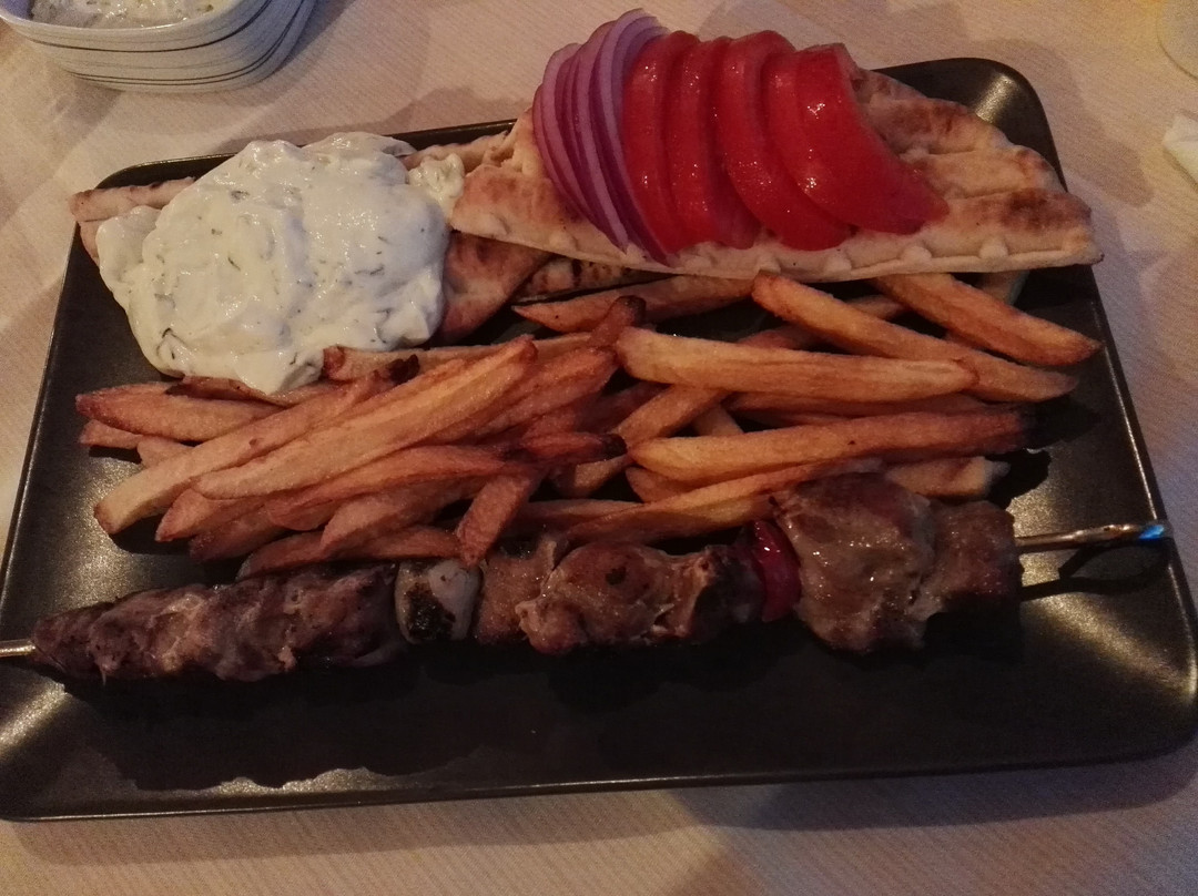 Mounda Beach Hotel主图