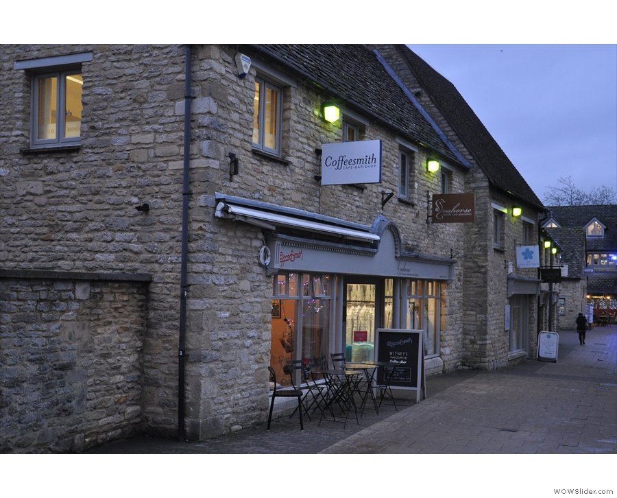The Langdale Court Shopping Centre景点图片