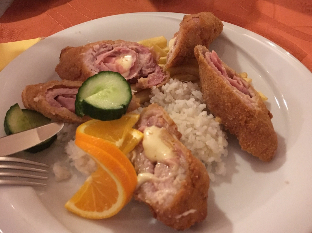 Arany Patko Restaurant and Hotel主图