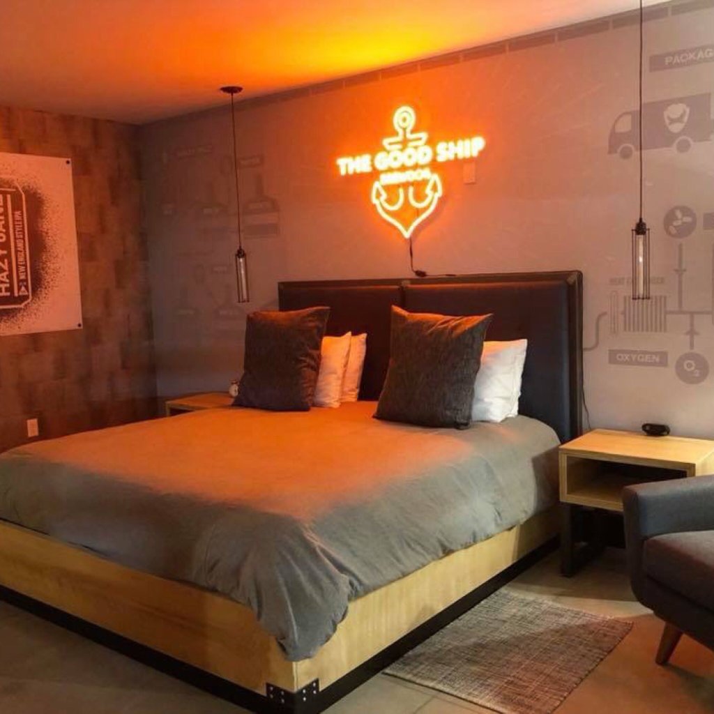 Doghouse Hotel And Brewery-官方