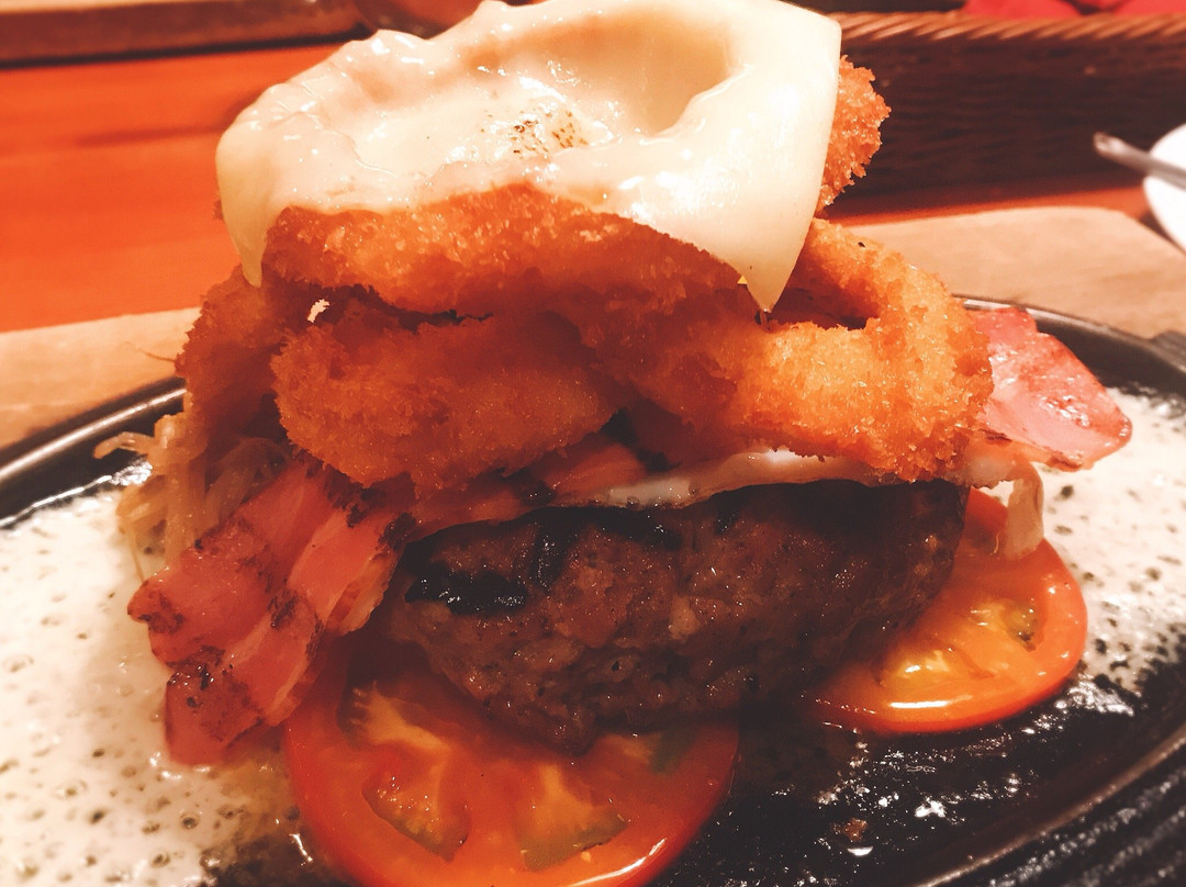 炭火焼きステーキ 炉舎