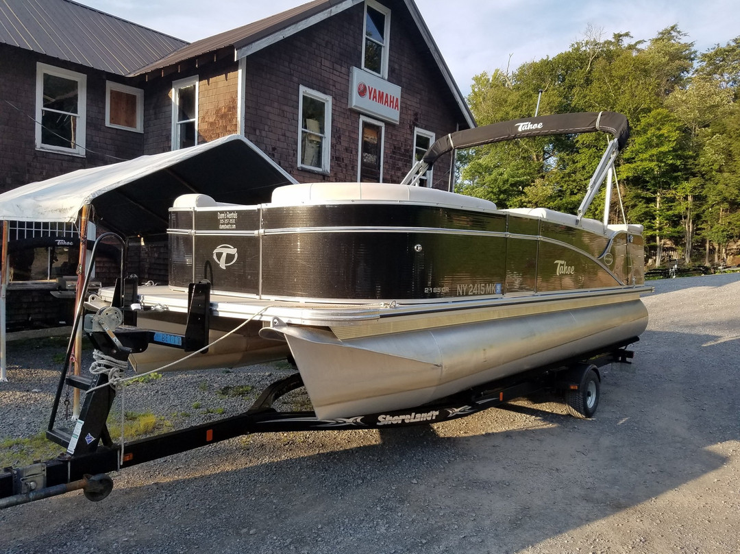 Dunn's Boat Service景点图片