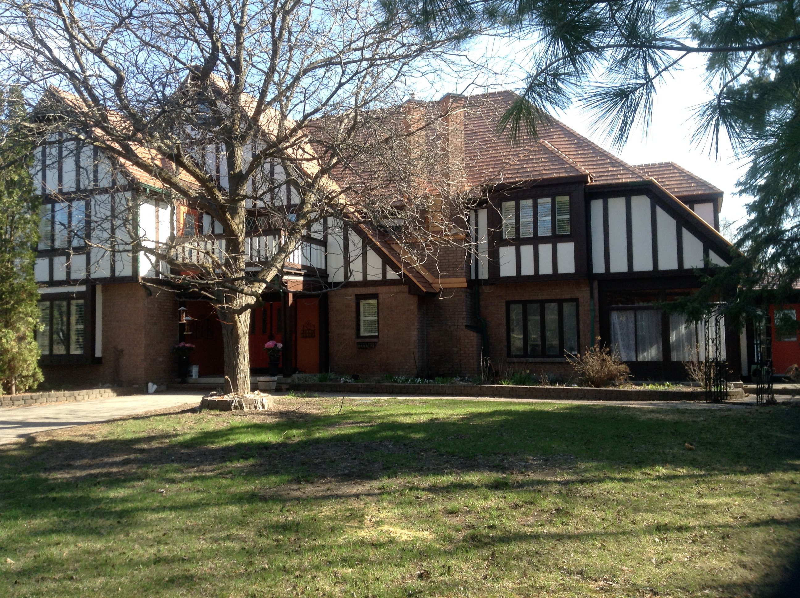 Moonstone Manor Bed & Breakfast-官方