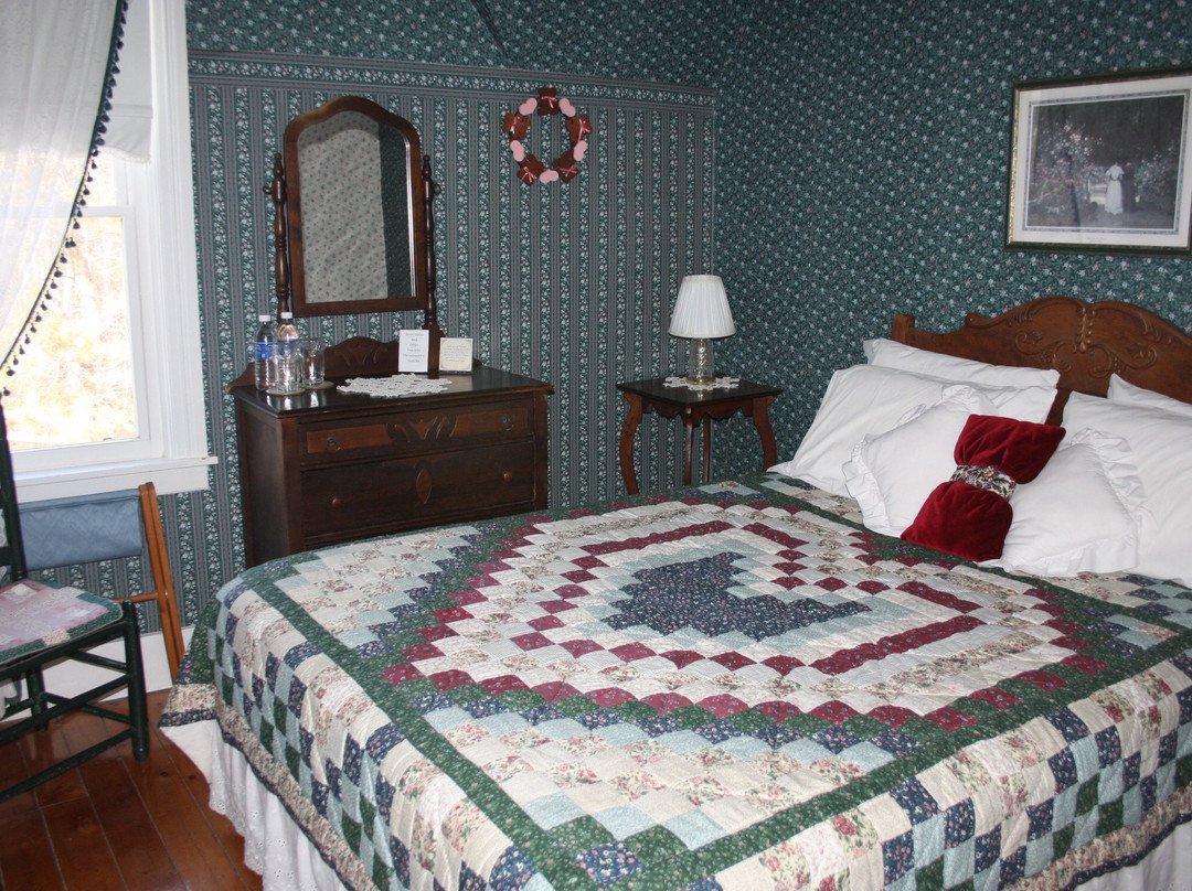 Seven Gables B&b主图