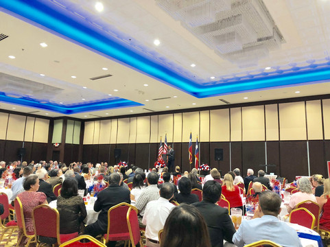 The Pearl Restaurant and Lounge