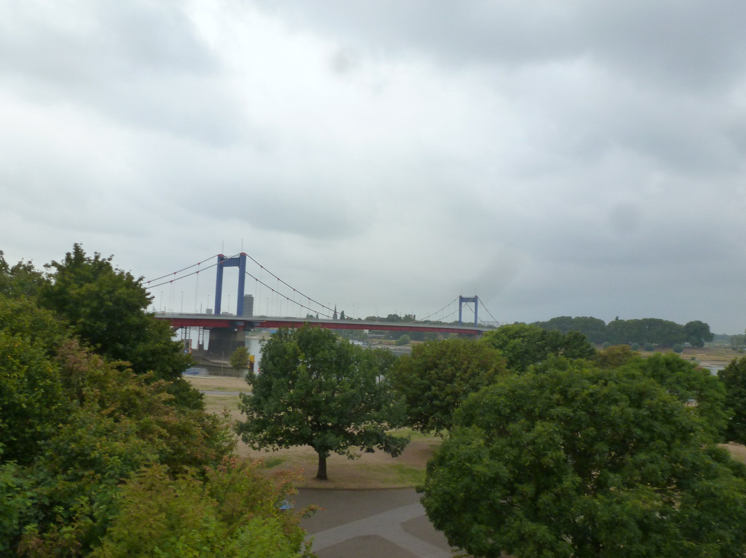 Ruhrorter Flaggenmast-杜伊斯堡必去景点