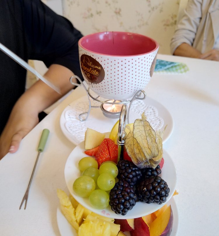 Neuoetting餐馆和美食-Tortencafe Naschplatzerl