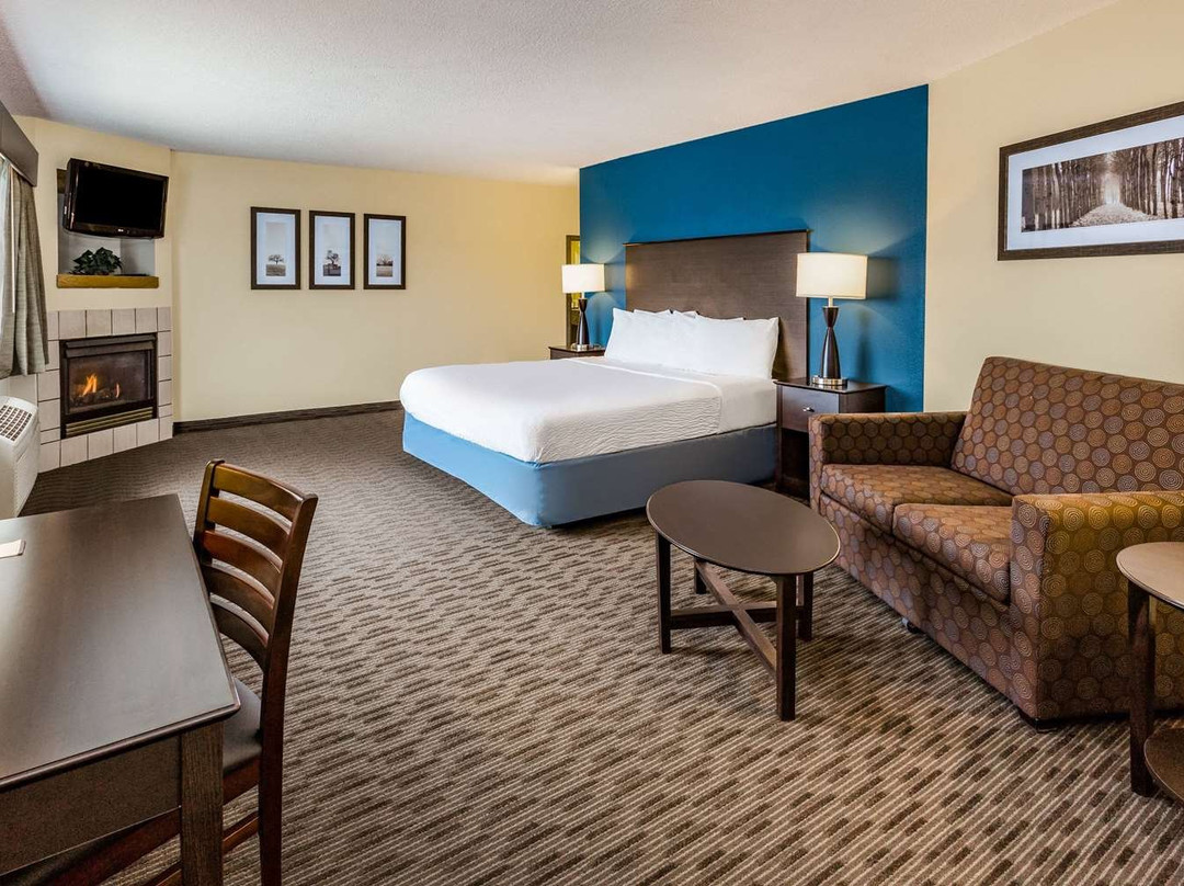 AmericInn by Wyndham Hotel and Suites Long Lake主图