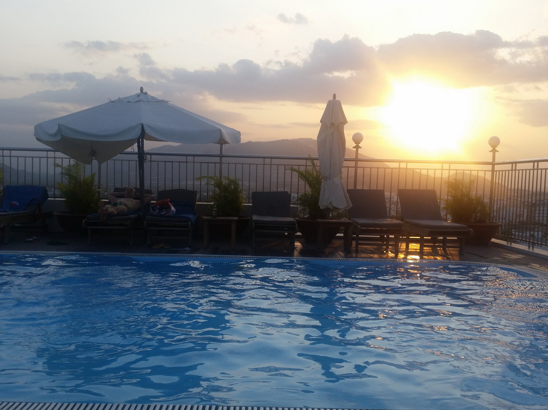 加里奥特酒店主图