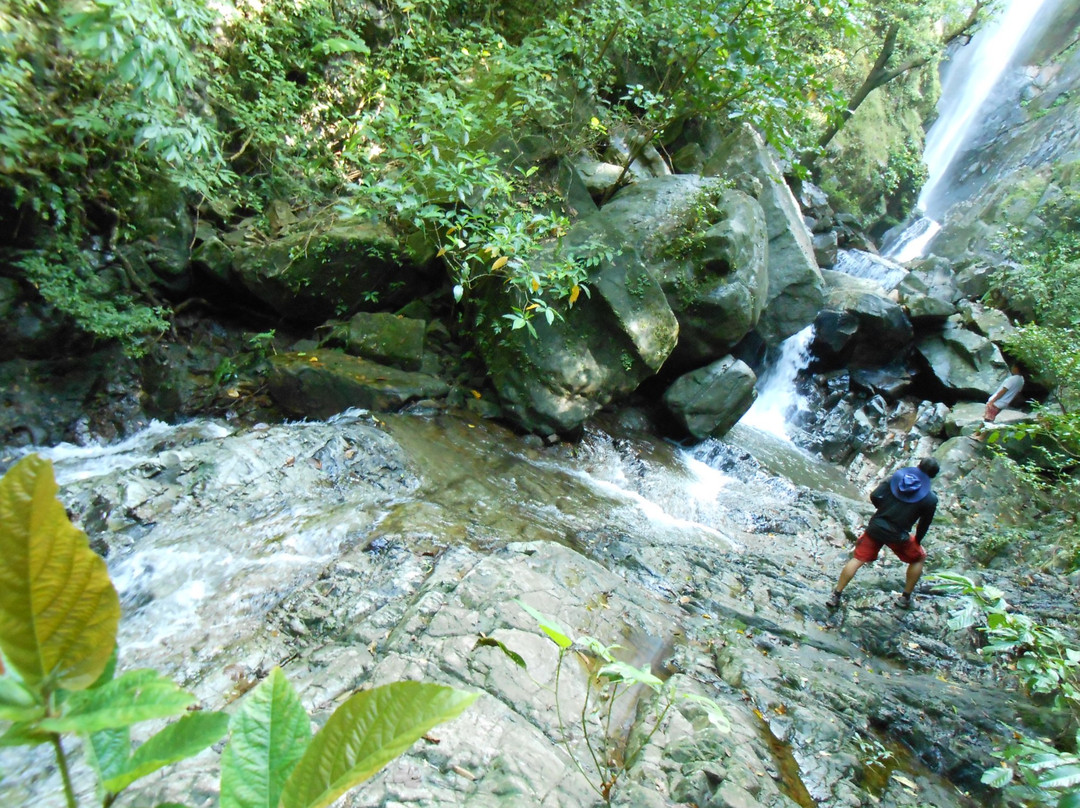 Bulalacao Falls景点图片
