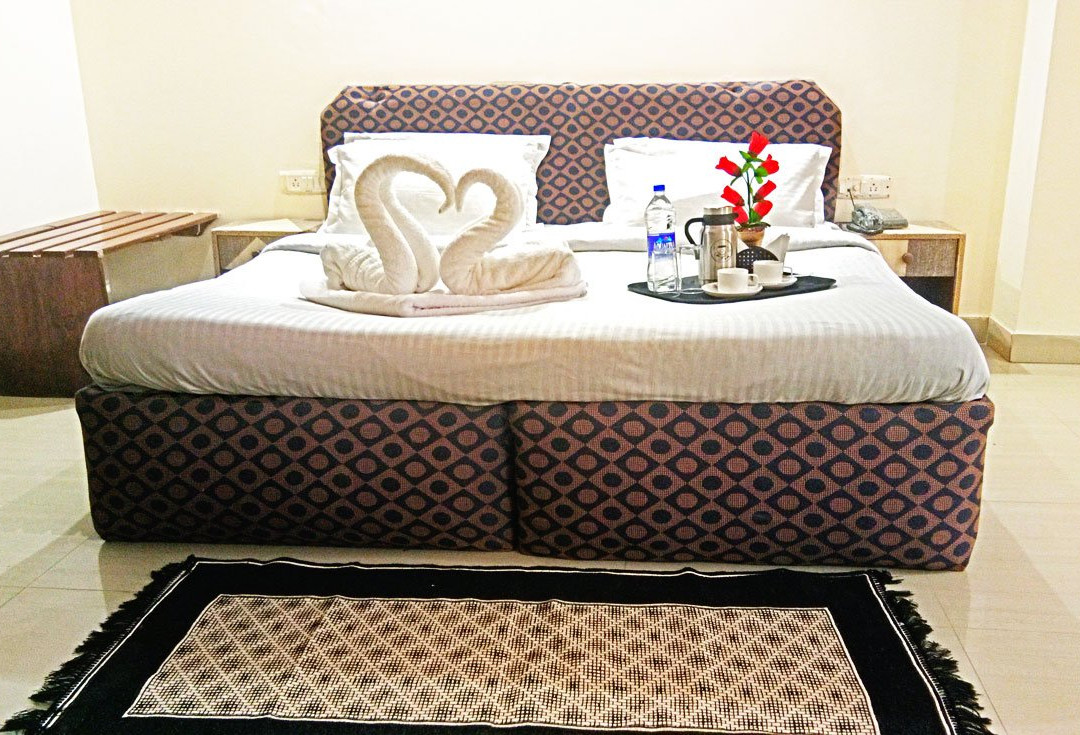 Hotel Shikharr Inn Manali