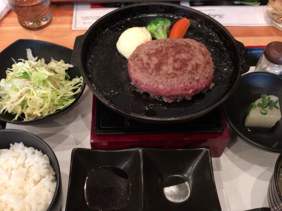とろけるハンバーグ 福よし 古淵店