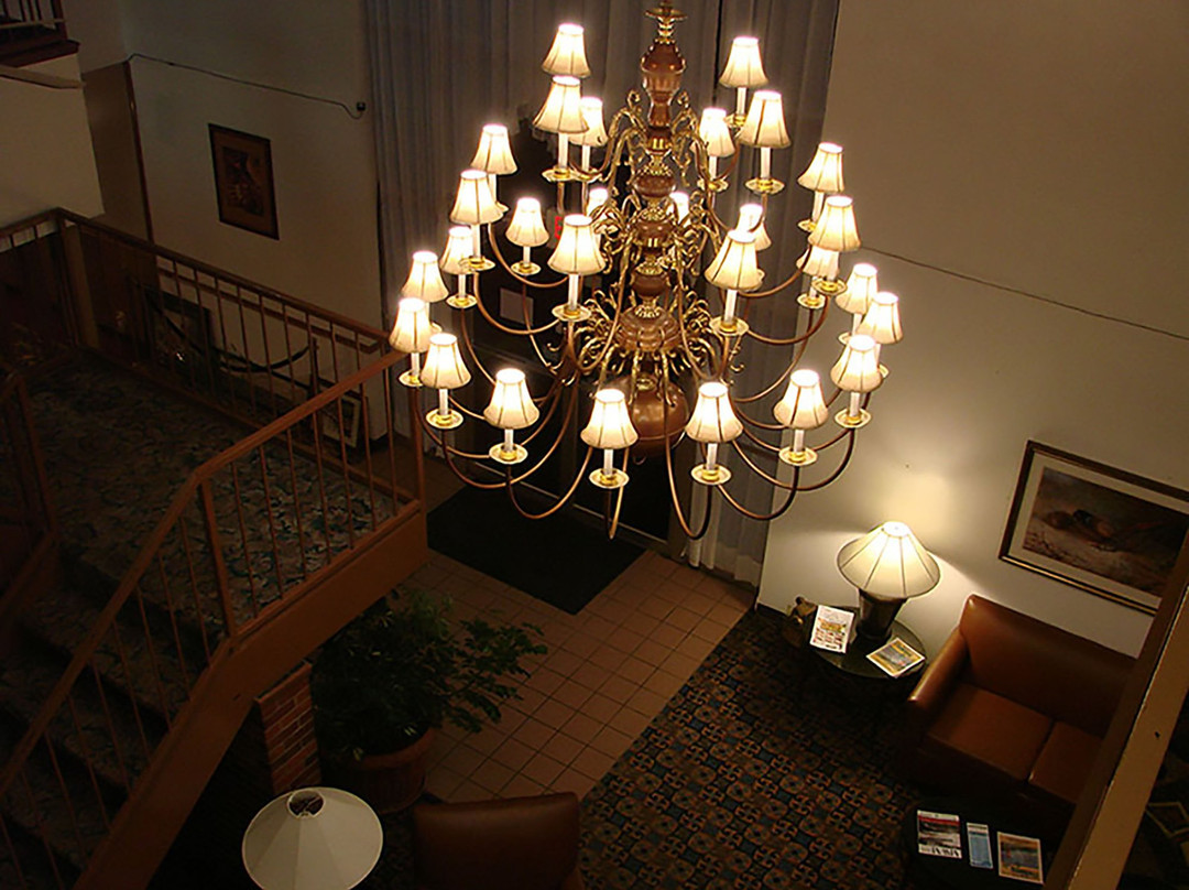 The Lodge At Russell主图