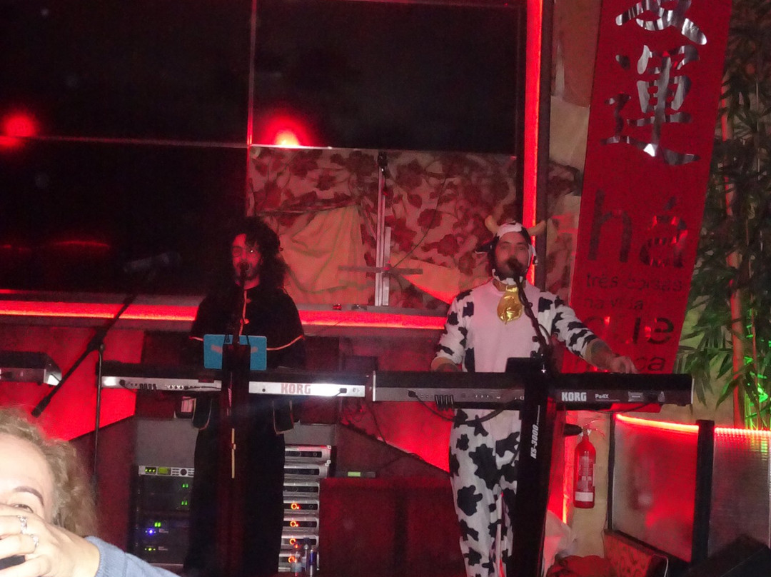 Purple ZEN Night Club-Seixal必去景点