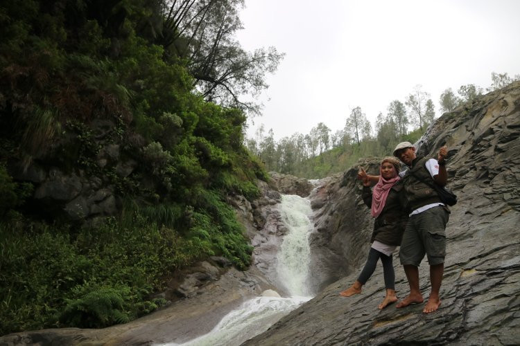 Kali Pahit Waterfall-本托沃索必去景点