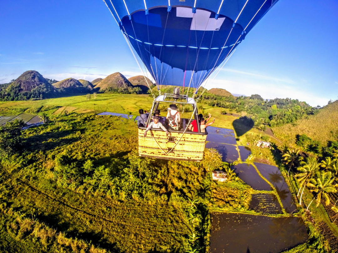 Sky's the Limit Hot Air Balloon Rides景点图片