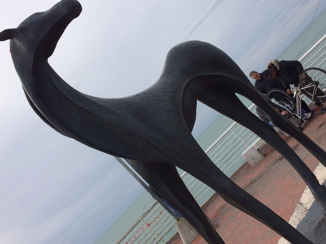 Statua del “Cavallino” dello scultore Riccardo Rossi-Marina di Massa必去景点