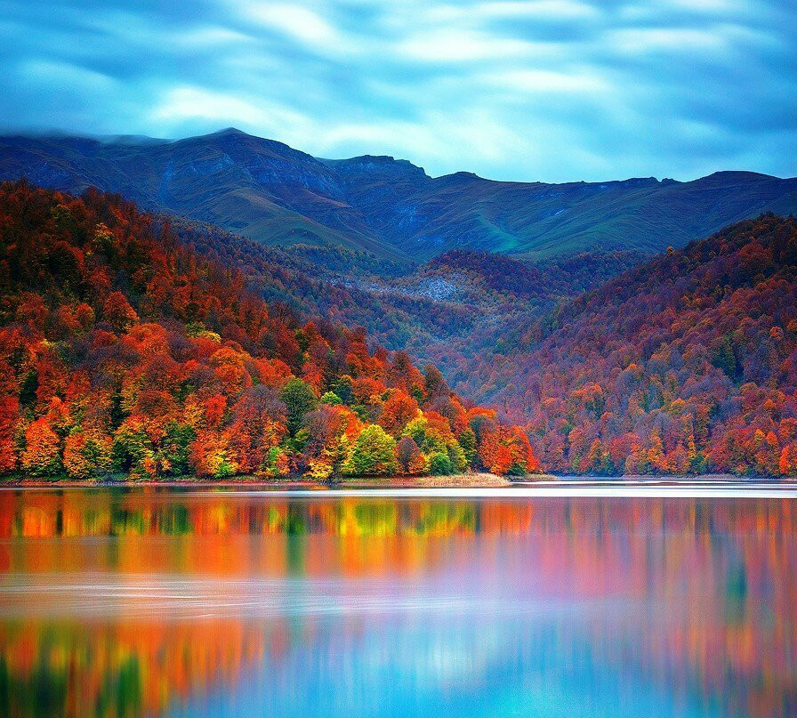 Naftalan旅游景点-Lake Goygol