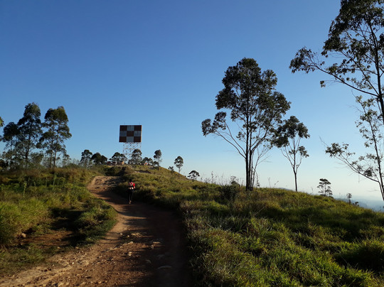 Cajamar旅游景点-Morro da Placa