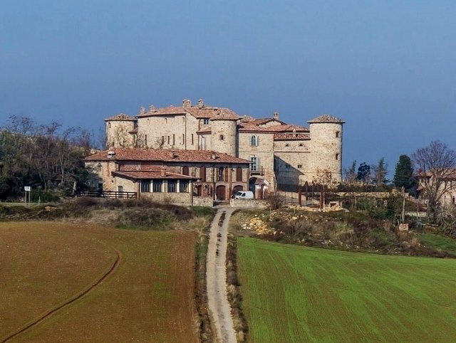 Castelnuovo Fogliani旅游攻略图片