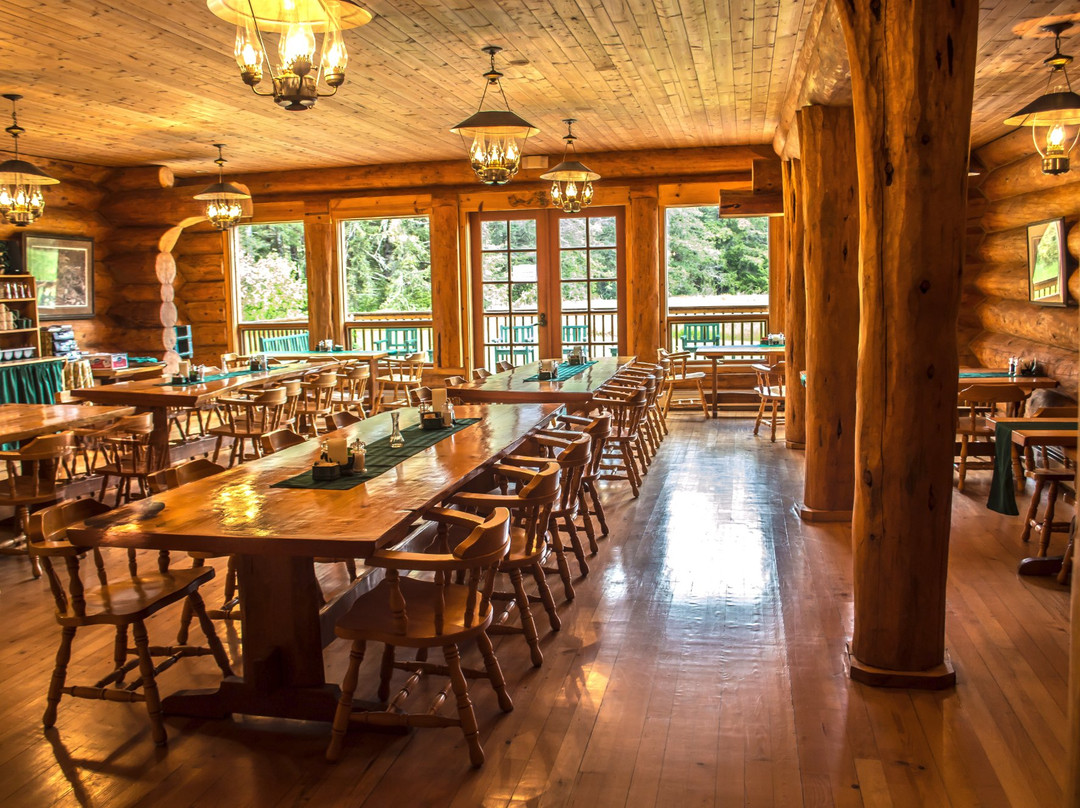 古斯塔夫斯餐馆和美食-Excursion Restaurant at the Bear Track Inn