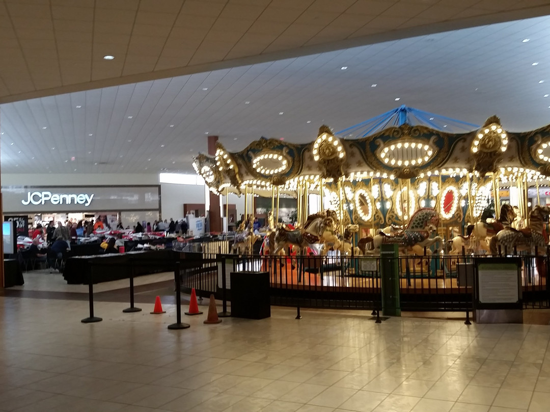 East Hills Mall-圣约瑟夫必去景点