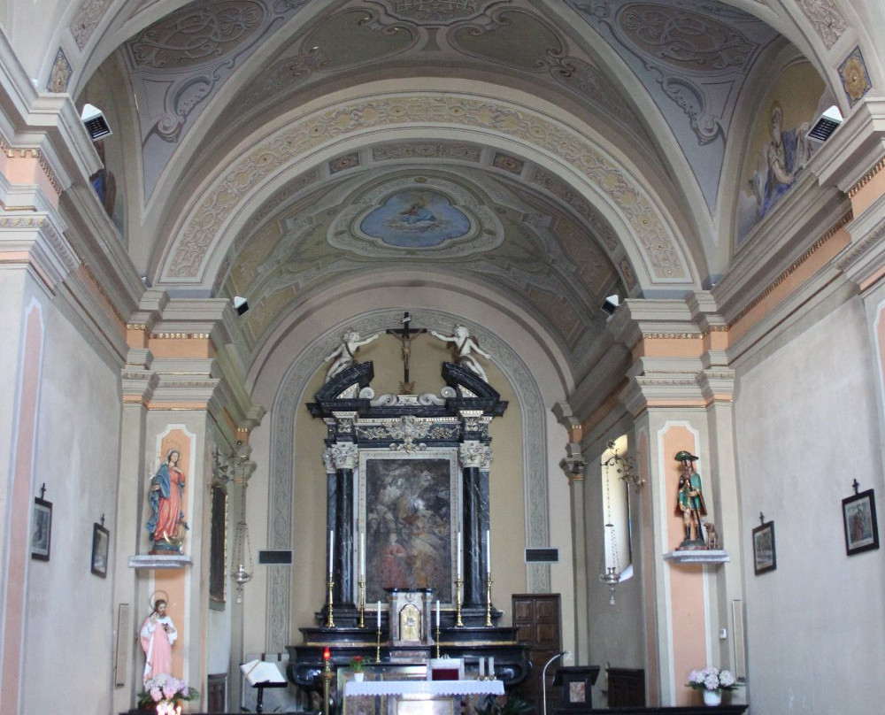 Chiesa di S. Leonardo-Dervio必去景点