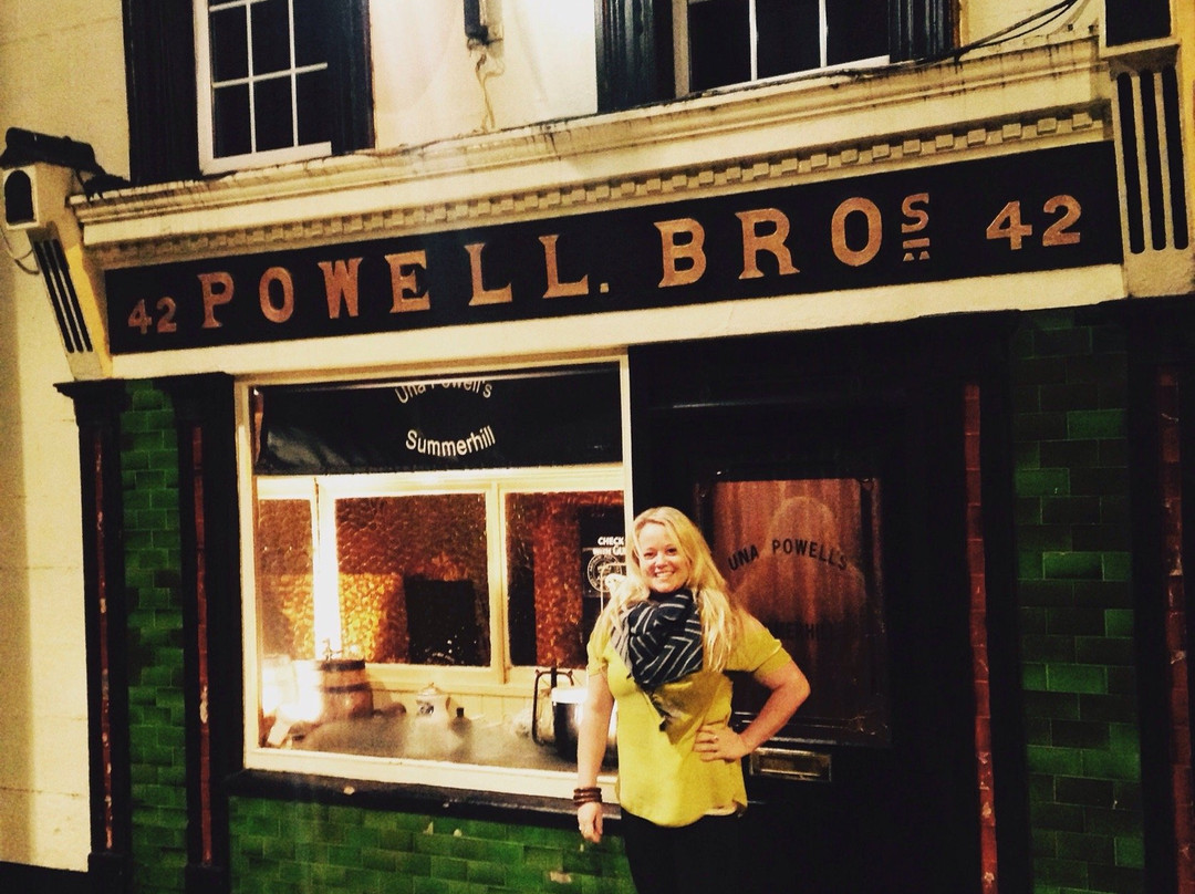 Una Powell's Pub-Nenagh必去景点