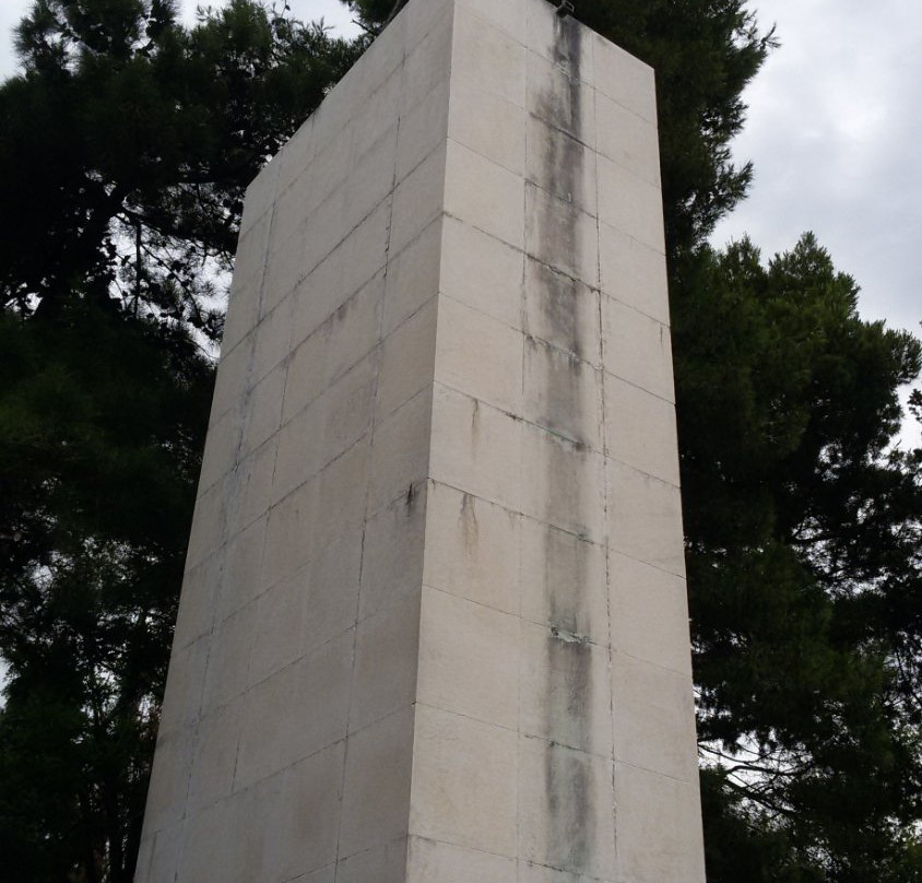 Memorial to the City Residents in Herceg-Novi景点图片