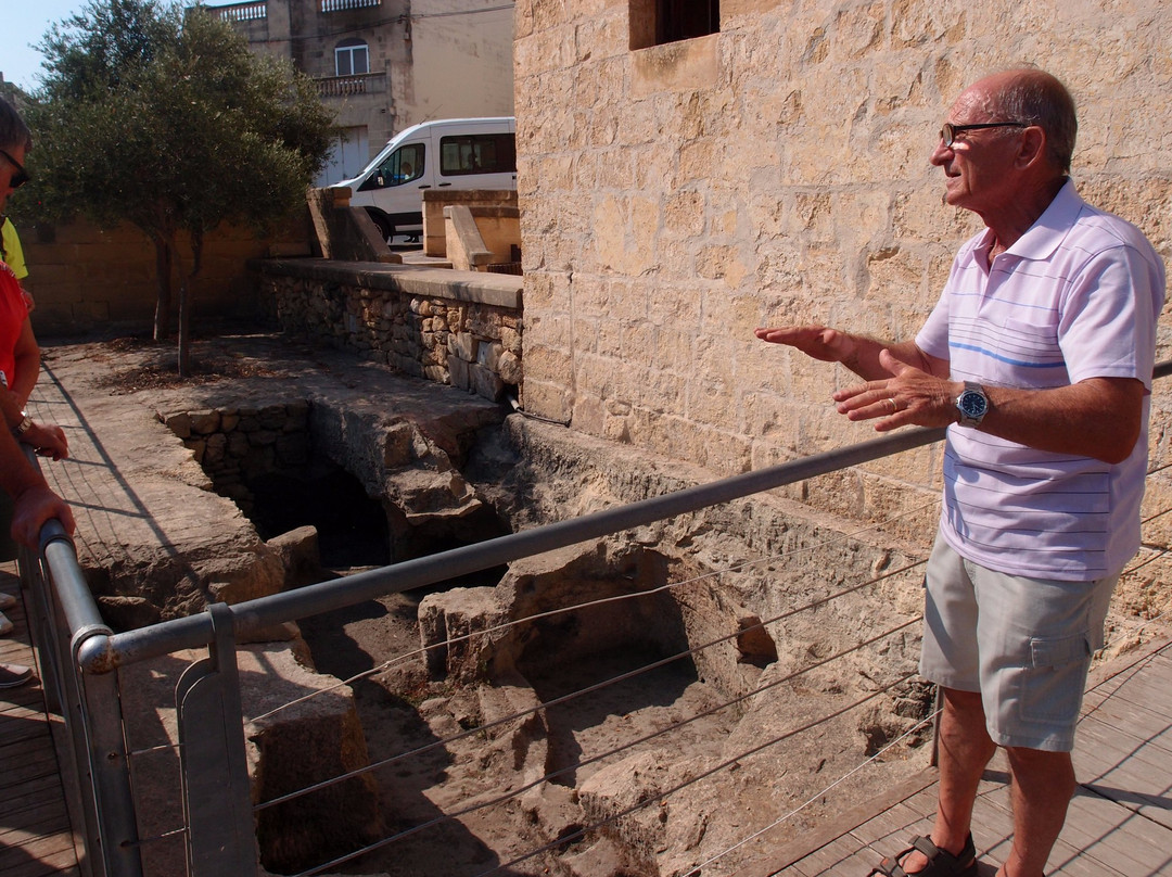 Xarolla Windmill-Zurrieq必去景点
