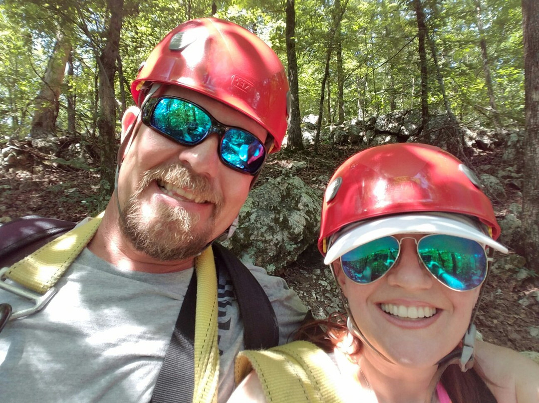 Zip Lines at Ouachita Bend-温泉城必去景点