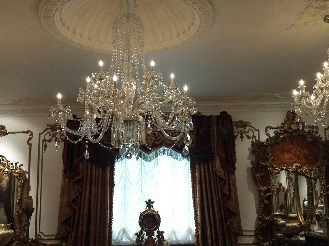 Irish Acres Gallery of Antiques-Versailles必去景点