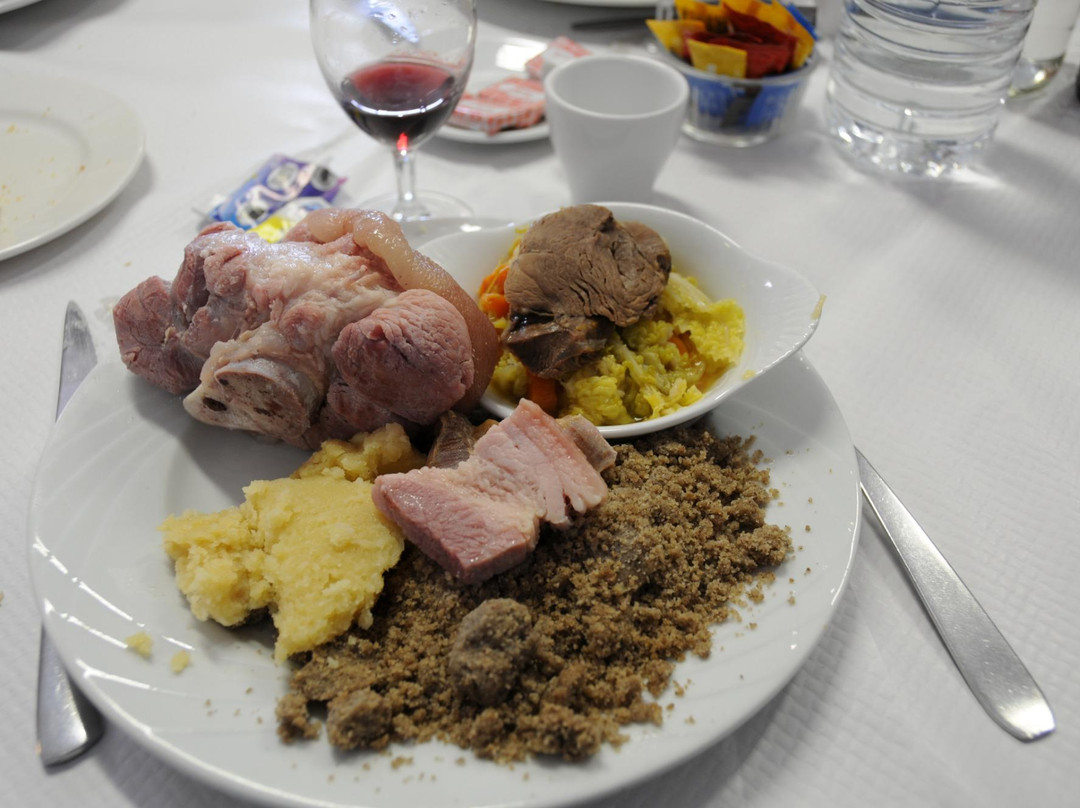 La Roche-Maurice餐馆和美食-Hotel Restaurant Les Voyageurs