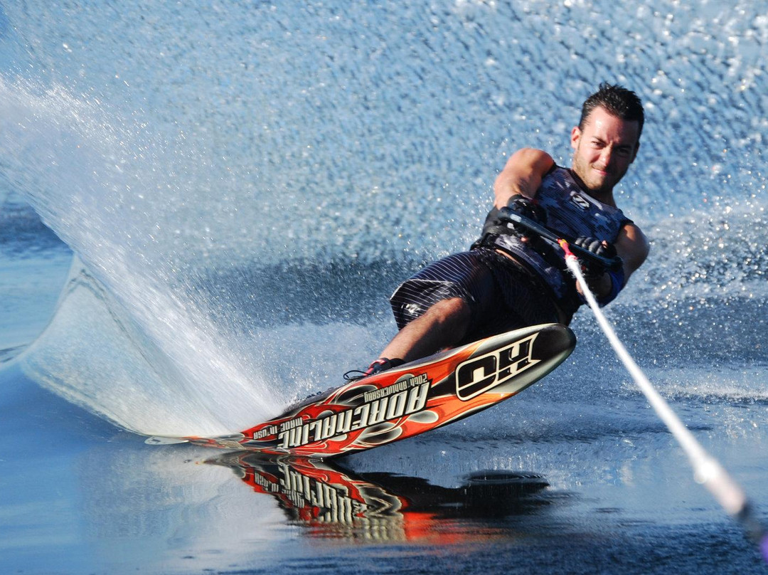 SkiWakeSurf-Sainte-Anne-de-Bellevue必去景点