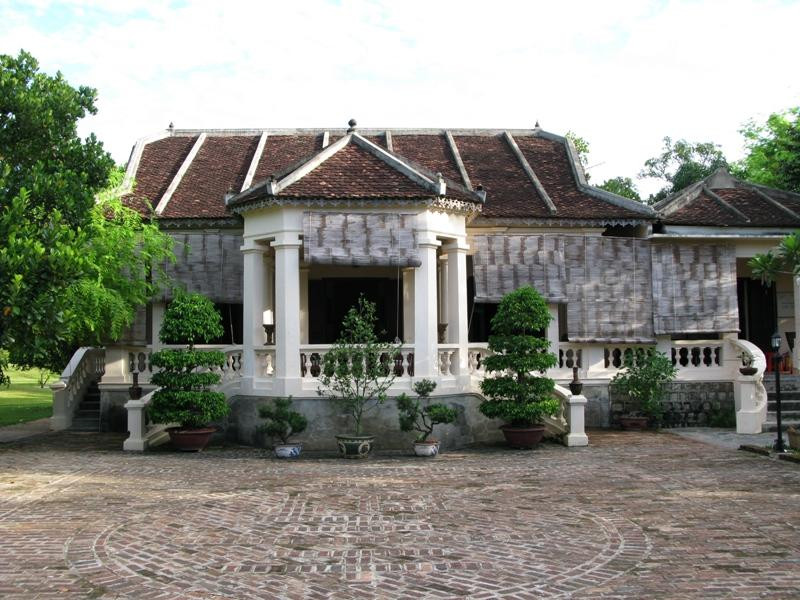 Dien Khanh酒店住宿-莫门托乡村酒店