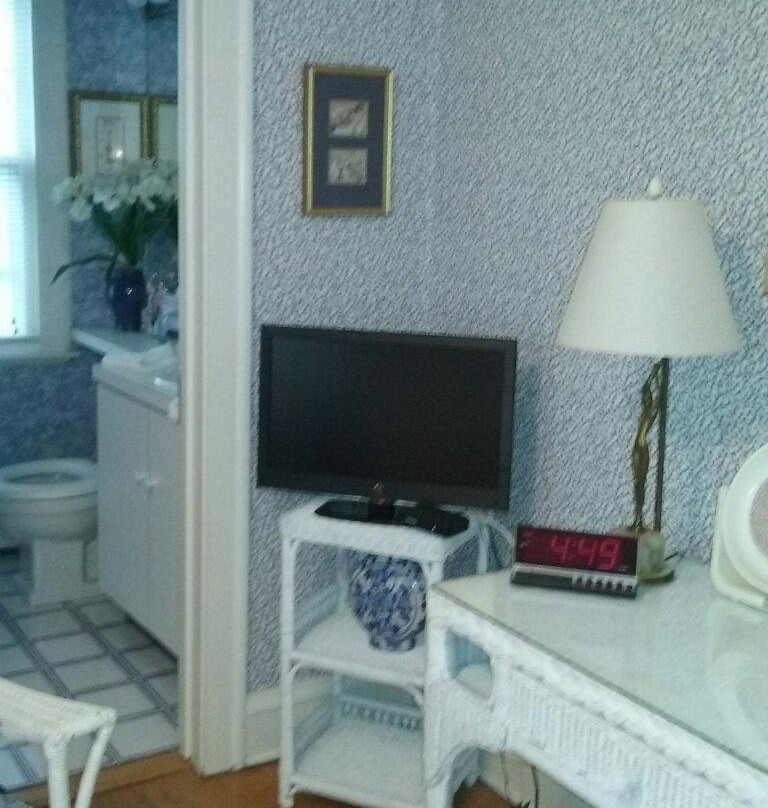 Highwood酒店住宿-拉维尼亚旅馆