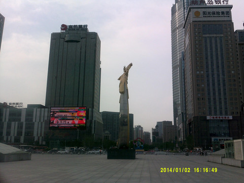 格林大饭店主图