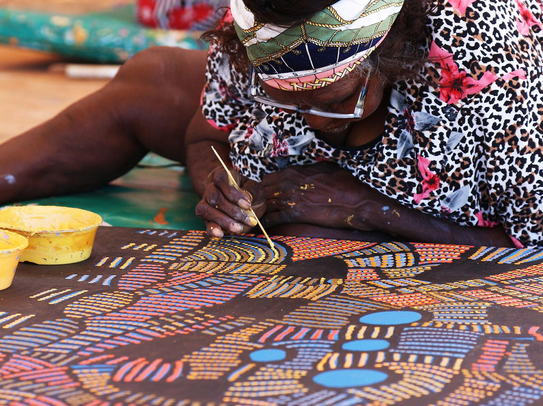 Haasts Bluff旅游景点-Papunya Tjupi Arts Centre