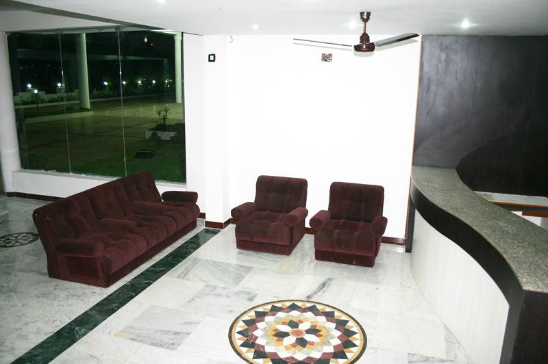 OYO 30435 Mahalashmi Park Hotel主图
