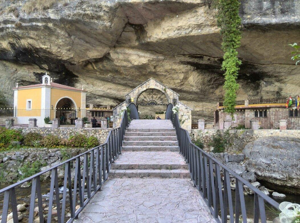 Santuario de la Virgen de la Cueva景点图片