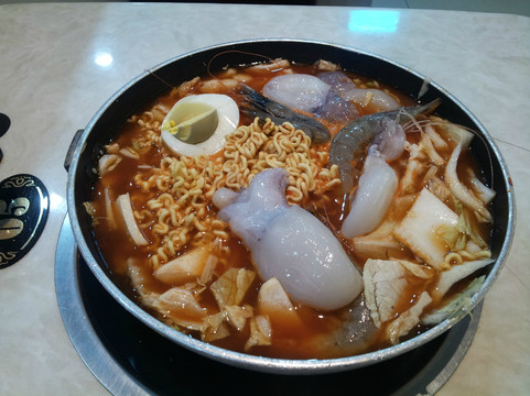 玛喜德纳(东马路乐天店)主图