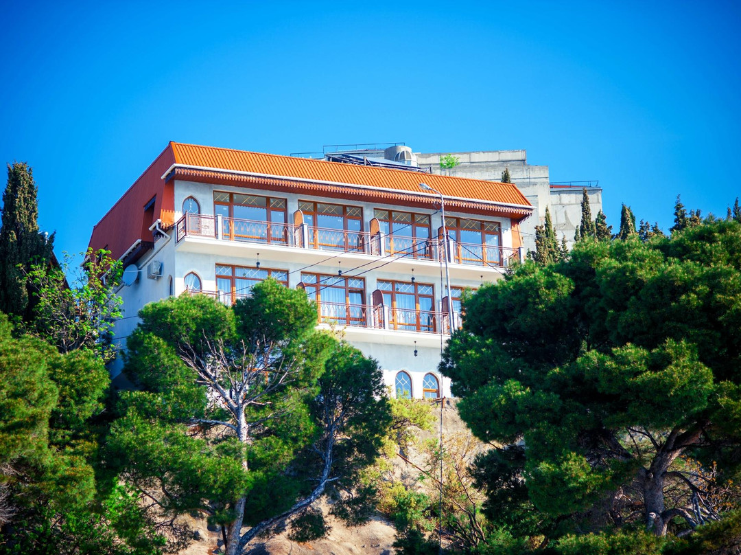 Ali Baba Hotel and Restaurant