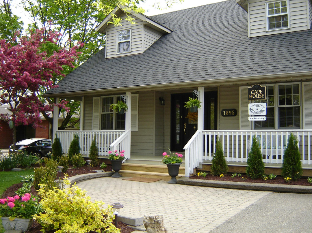 Cape House Bed and Breakfast
