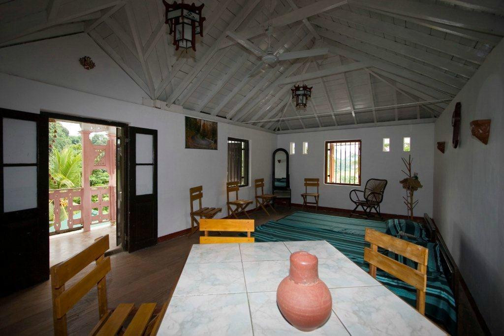 Lakniwasa Tourist Inn主图