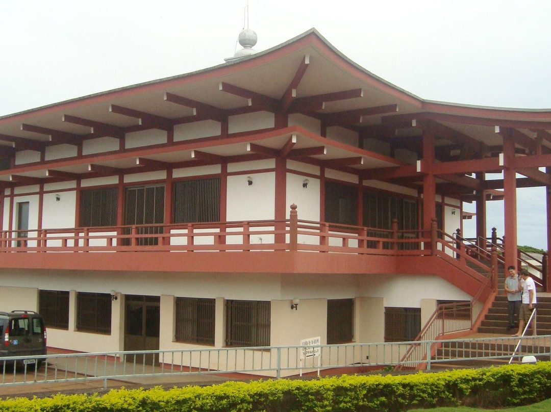 Templo Budista Jodoshu Nippakuji de Maringa景点图片
