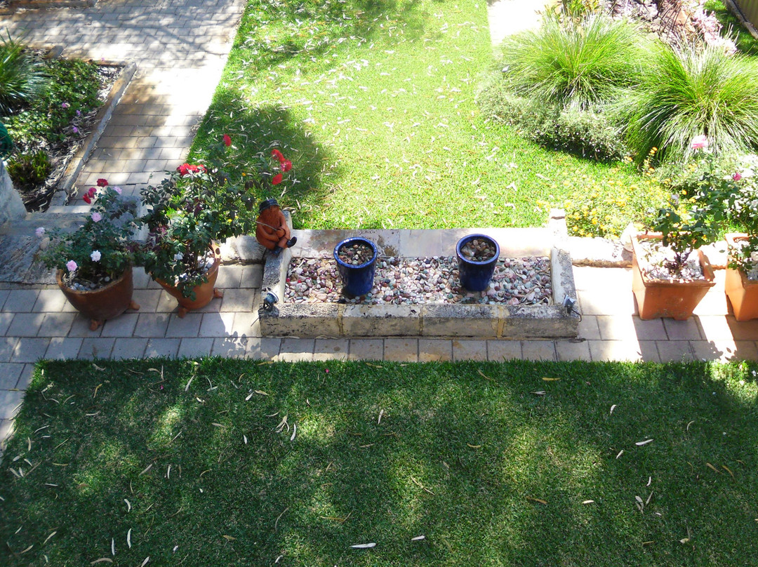 95 on Roberts B & B主图