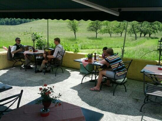 Henndorf am Wallersee餐馆和美食-Gasthaus Kienberg