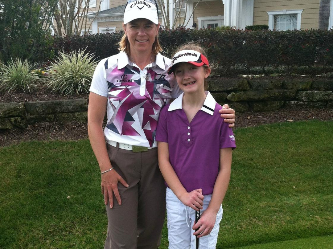 ANNIKA Academy-Reunion必去景点