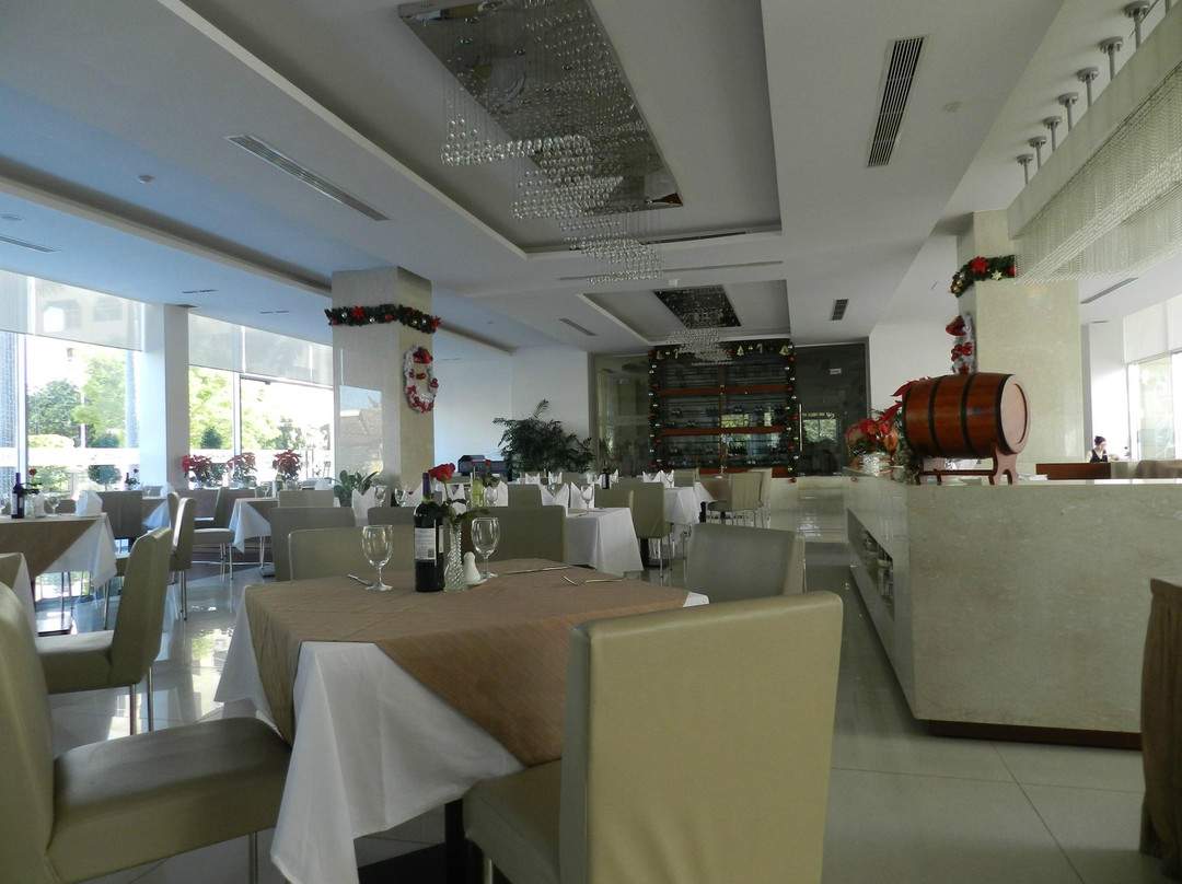 Red Tilapia (Michelia Hotel Nha Trang)